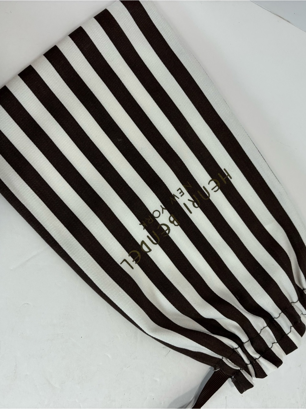 Henri Bendel Bifold Wallet Card Holder Sofiano Leather Fuchsia Pink-Never Used - Picture 7 of 9
